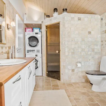 Fy289-faaborg-avernakovej-22 펜션 Fåborg